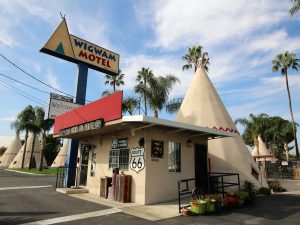 WigWam Motel Exterior