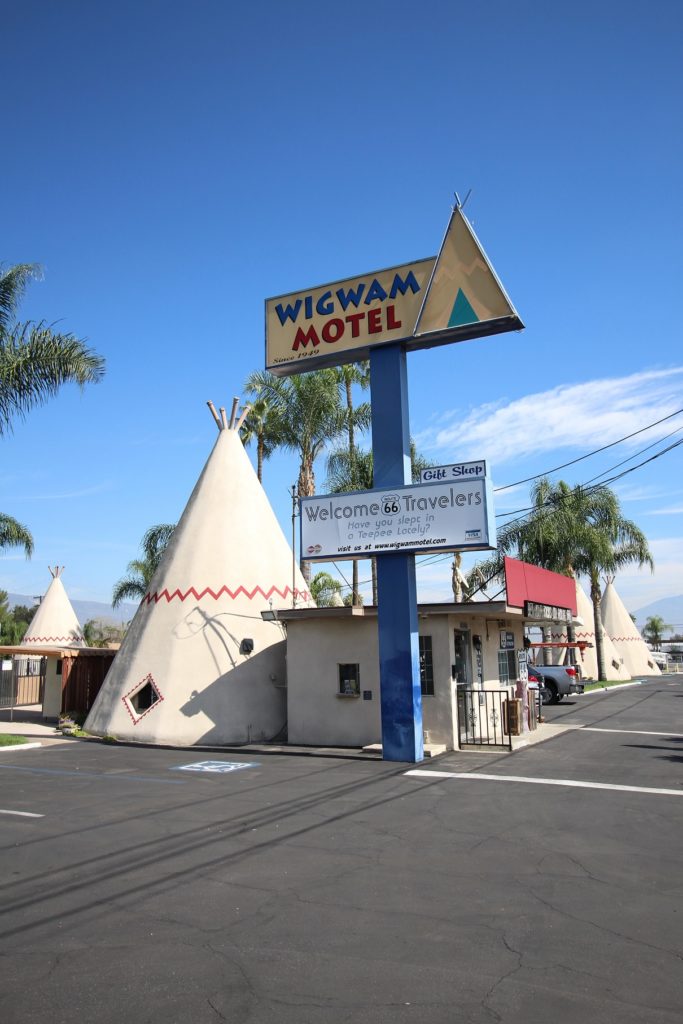 WigWam Motel Exterior