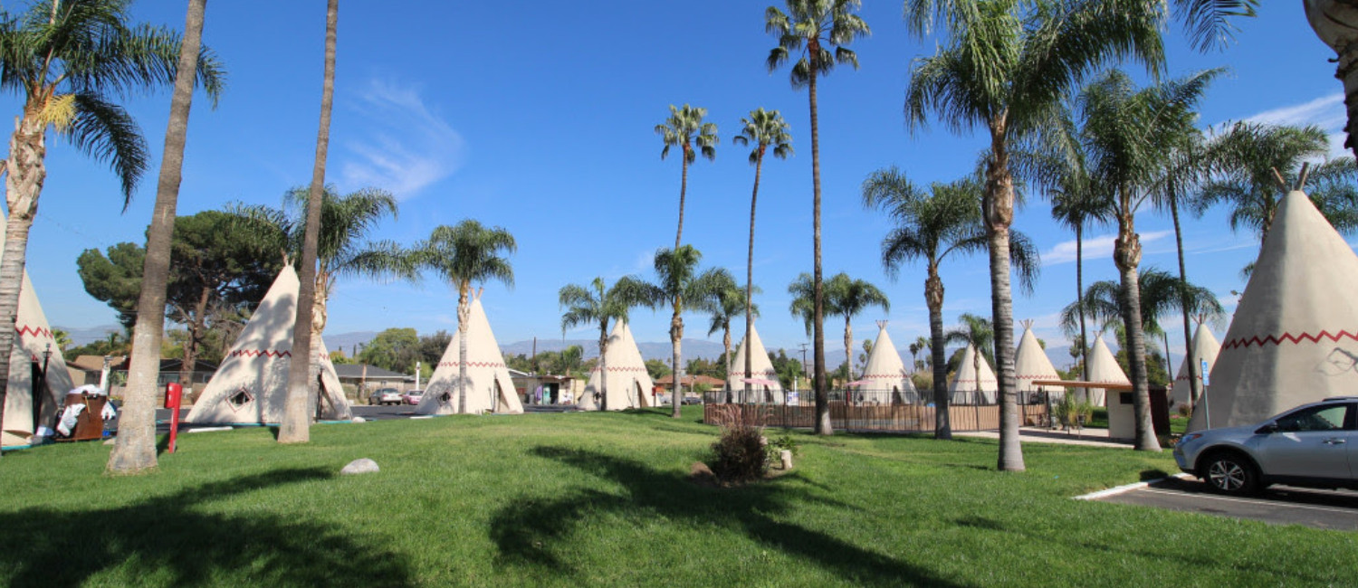  The Wigwam Motel - Video